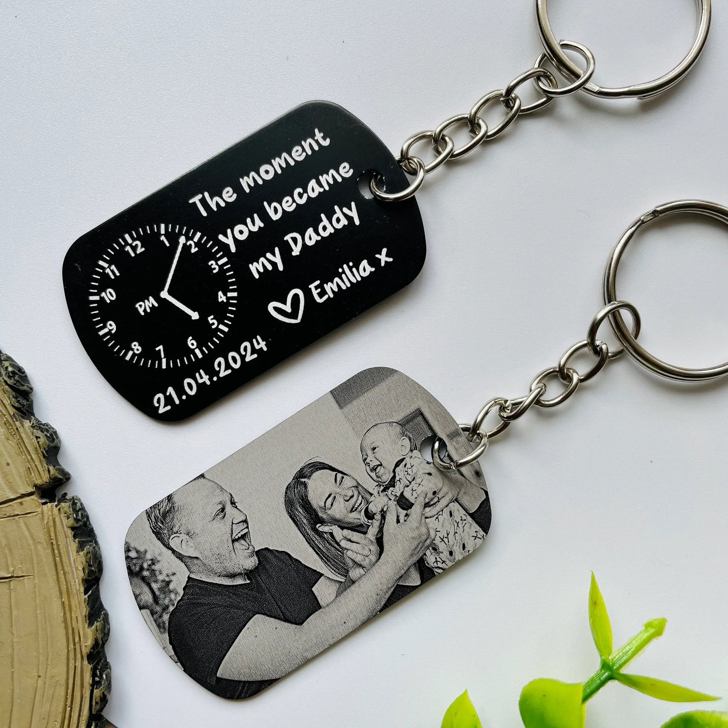 HenryCustoms Personalised Daddy Photo Keyring