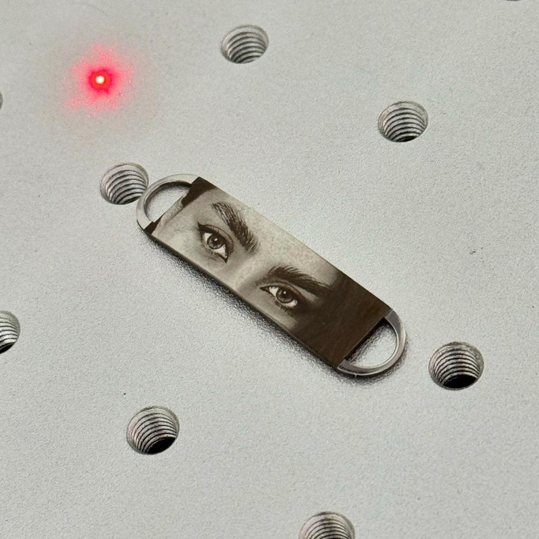 HenryCustoms In your eyes bracelet